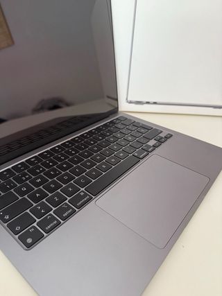 MacBook Air 13” M3 256GB - NUEVO