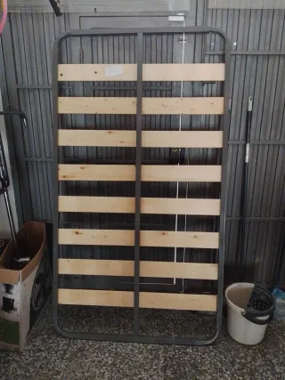Somier metálico con lamas de madera