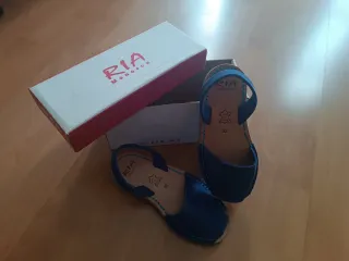 Sandalias Ria Menorca niño azul . Talla32