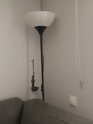 Lámpara de pie Ikea