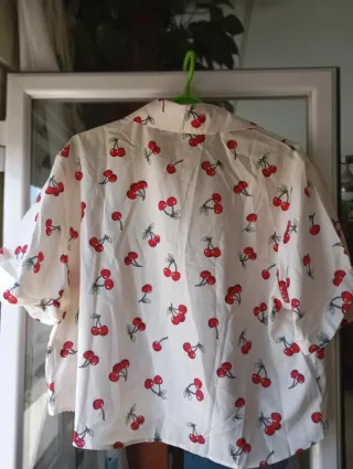 Camisa corta mujer estampado cerezas