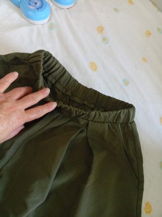 Falda pantalón verde talla 10 años ,140cm