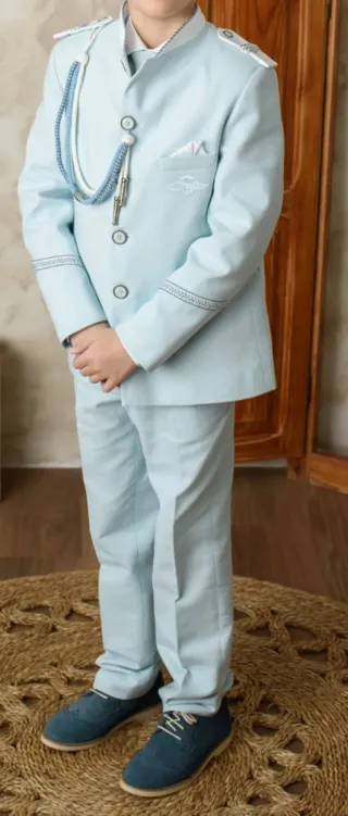 Traje comunión niño azul y blanco