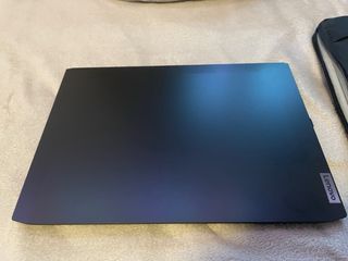 Portátil Gaming Lenovo Ryzen 5 16GB GTX 1650