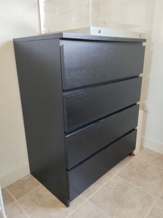Cassettiera nera Ikea
