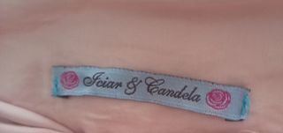 Pantalón rosa Iciar y Candela. 