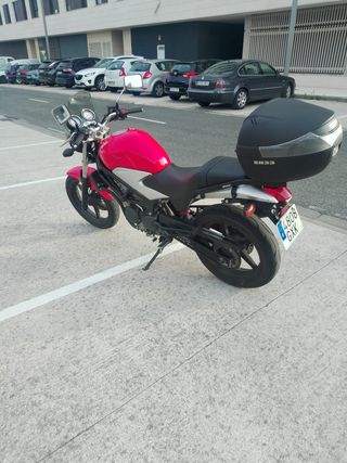 Honda VTR 250 (2009)