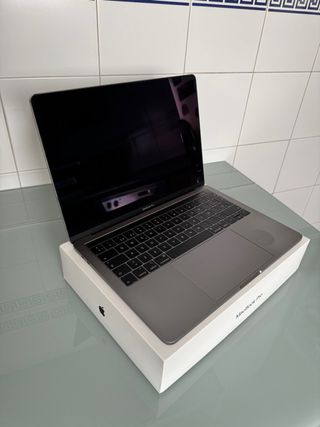 MacBook Pro 13 Gris Espacial