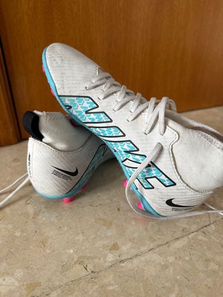 Zapatos Fútbol Nike Talla 36