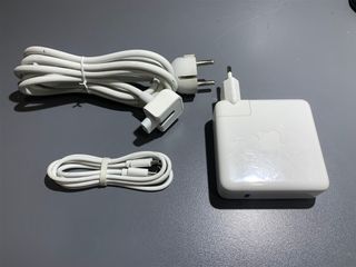 Cargador original magasfe usb-c 87 watios