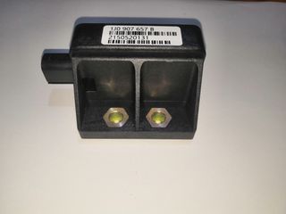 Sensor de viraje 1J0 907 657 B