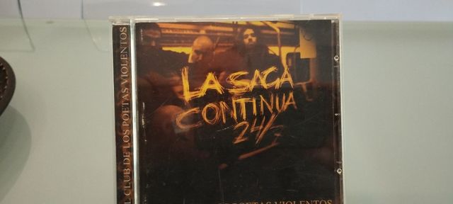 CD La Saga Continua 24/7 El Club de los Poetas Vio