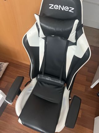 Silla Gamer ZeNeZ Negra y Blanca