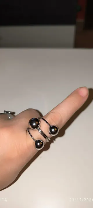 Anillo plateado ajustable