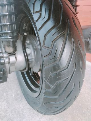 YAMAHA XMAX 250