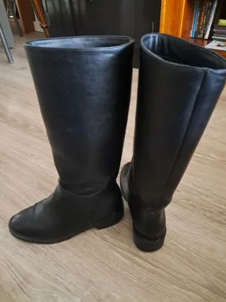 Botas altas negras