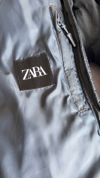 Chaqueta Invierno Hombre gris
muy cómoda y ligera 
