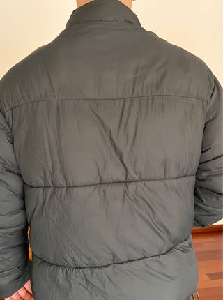 Chaqueta Invierno Hombre gris
muy cómoda y ligera 
