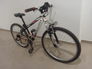 Bicicleta Orbea con cambio Shimano
