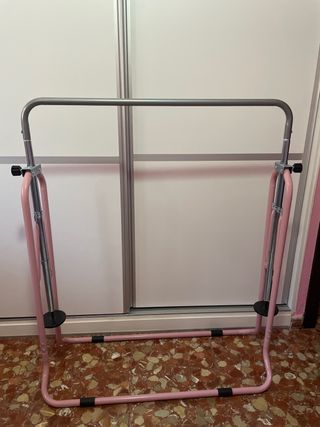 Barra de gimnasia rítmica rosa