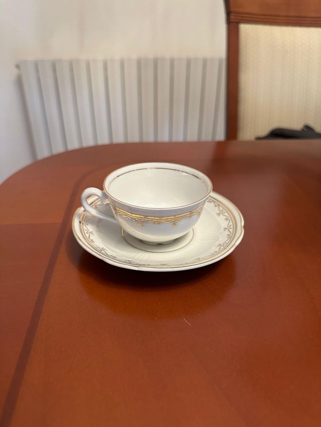 Juego de café porcelana blanco y oro