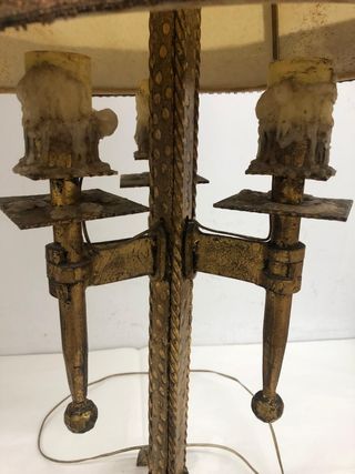 Lámpara antigua de mesa