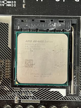 Placa base ASUS A68HM-K