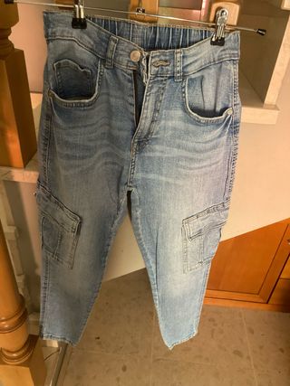 Pantalón cargo niño vaquero ancho