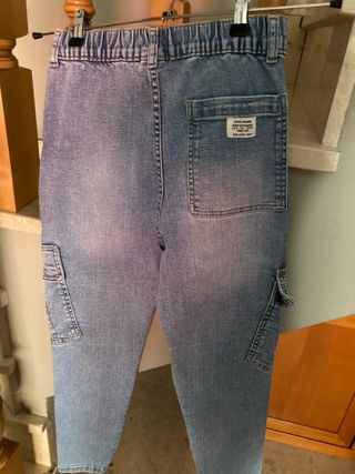 Pantalón cargo niño vaquero ancho