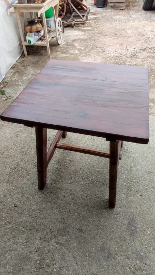 Mesa tocinera de madera 