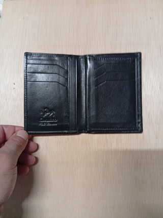 Cartera de piel Cavalinho negra