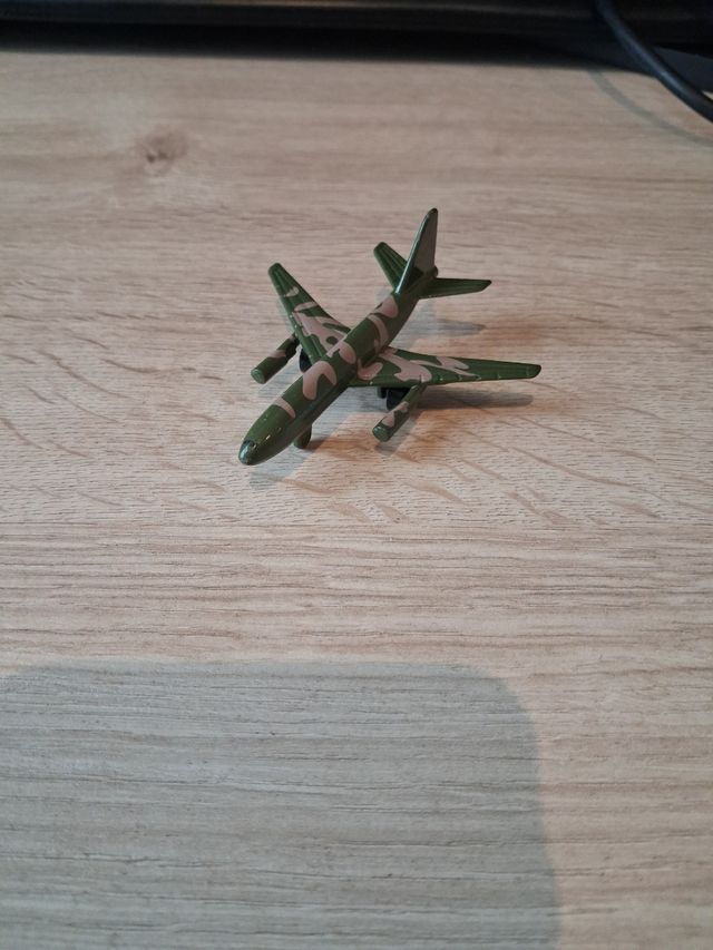 Lote de vehículos de juguete