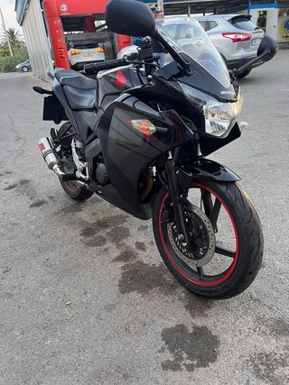 Honda CBR 125r 2015