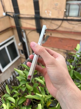 iPhone 13 Pro Max Blanco - ¡Impoluto!