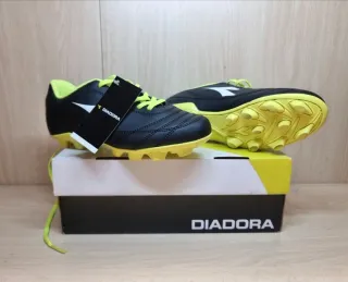 Scarpe da calcetto Diadora nere e gialle