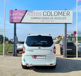 Ford Tourneo Courier 1.0 Ecoboost Titanium 