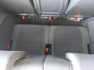 Volkswagen Touran 2012