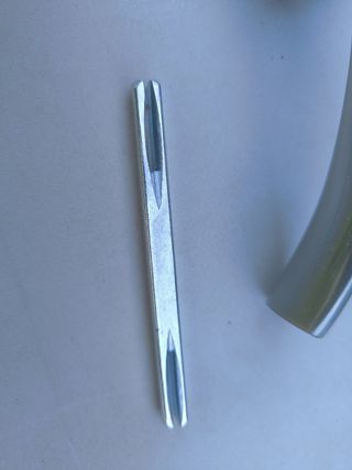 Juego manillas níquel satinado moderno