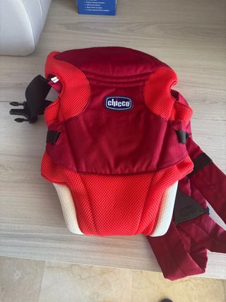 Mochila Portabebés Chicco 0-9 kg Roja