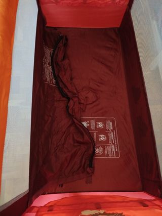 Cuna de viaje con colchón