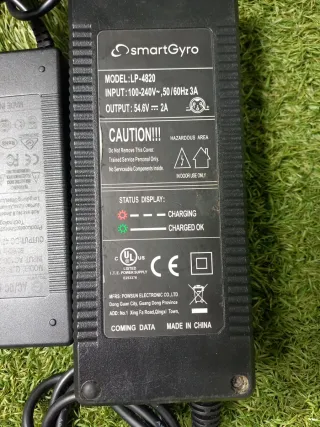 Cargador SmartGyro Patinete Eléctrico 54.6V y 42 V