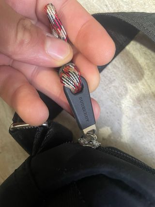 Bandolera Burberry Negra