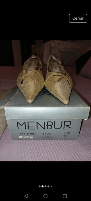 Zapatos y bolso dorado talla 37