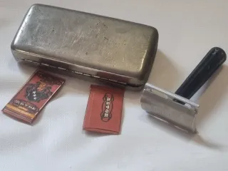 Rasoio Vintage Gillette con custodia
