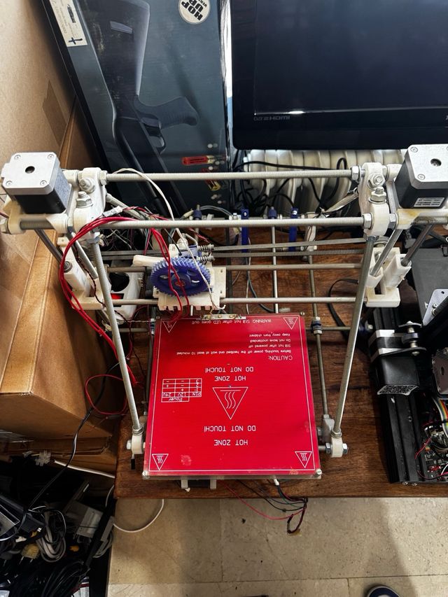 Lote 3 impresoras 3D con 6 placas.