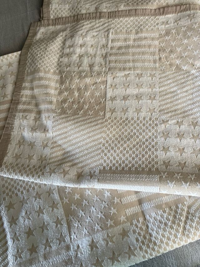 Manta con estrellas y rayas