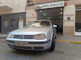Volkswagen Golf 2002