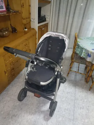 Urge
 Silla de paseo UPPAbaby Cruz capazo incluid