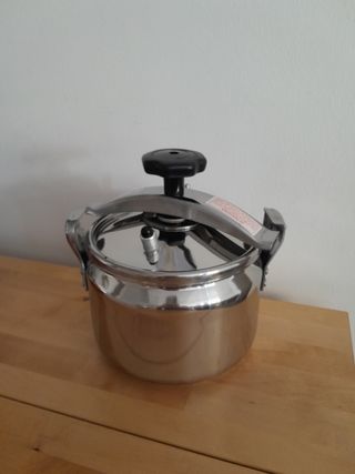 Olla a presión Bavarly 4L