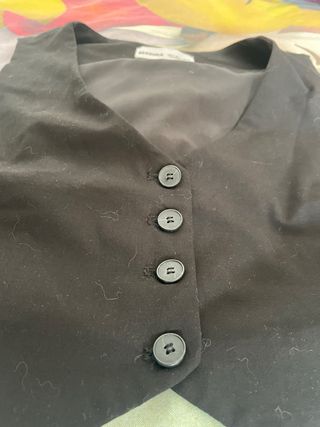 Chaleco negro Bershka botones talla S